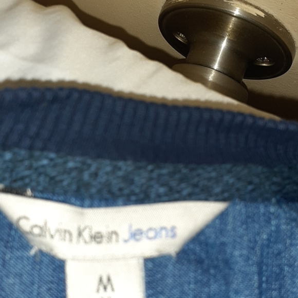 Calvin Klein Logo sweatshirt - Picture 2 of 2